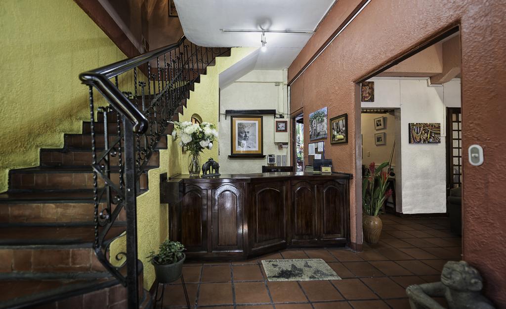 Hemingway Inn Сан-Хосе Экстерьер фото