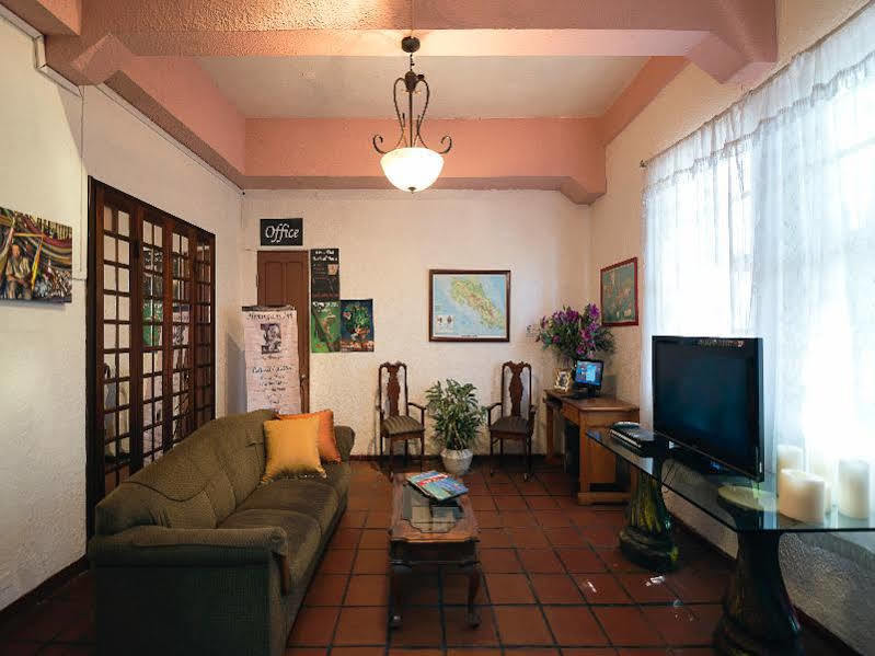 Hemingway Inn Сан-Хосе Экстерьер фото